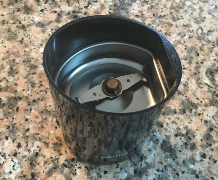 Steel Blade Grinder versus Burr Grinder Coffee Makes it Better